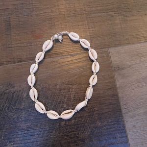 shell necklace